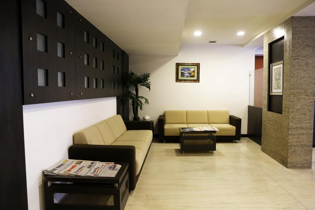 Best Western Yuvraj Surat Exterior photo