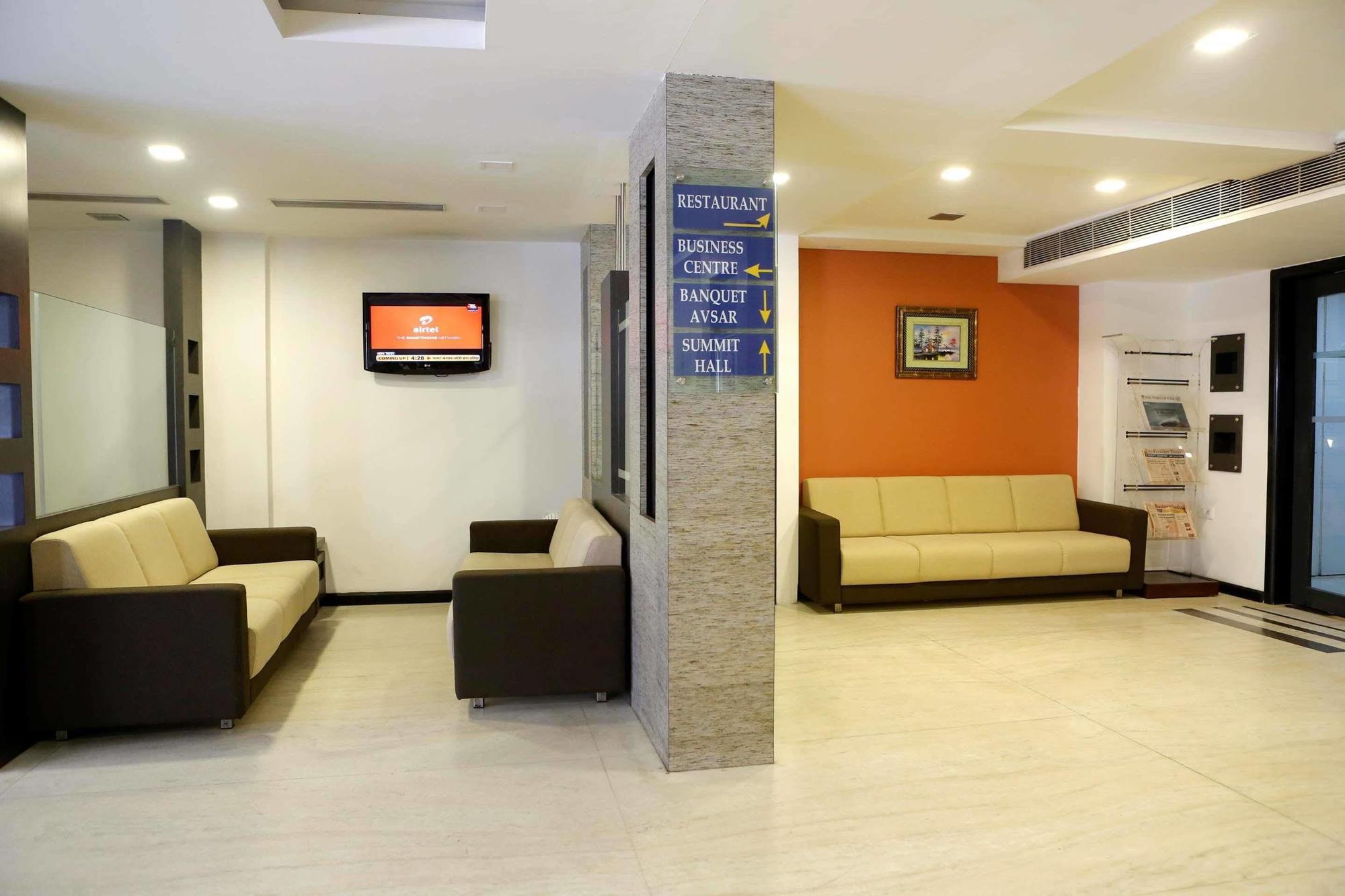 Best Western Yuvraj Surat Exterior photo